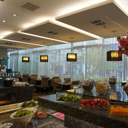Kingswell Hotel Tongji เซี่ยงไฮ้ ภายนอก รูปภาพ