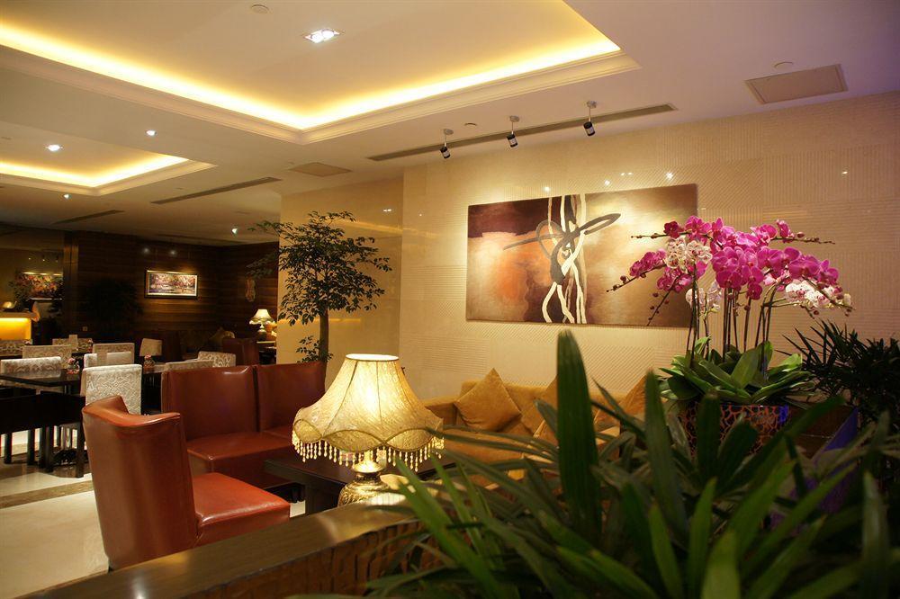 Kingswell Hotel Tongji เซี่ยงไฮ้ ภายนอก รูปภาพ