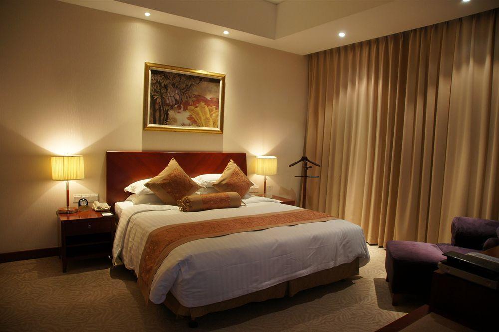 Kingswell Hotel Tongji เซี่ยงไฮ้ ภายนอก รูปภาพ