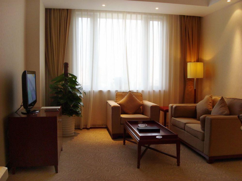 Kingswell Hotel Tongji เซี่ยงไฮ้ ภายนอก รูปภาพ